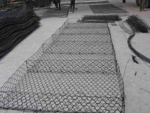 三擰石籠網 - 安平縣全昊金屬絲網制品有限公司圖片3
